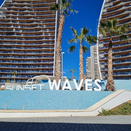 Sunny Morning Of Costa Blanca - Sunset Waves Benidorm Lägenhet Exteriör bild